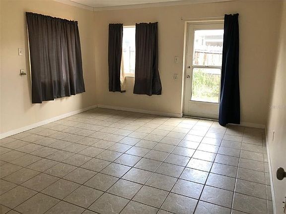 5th image of 133 Seabreeze Cir