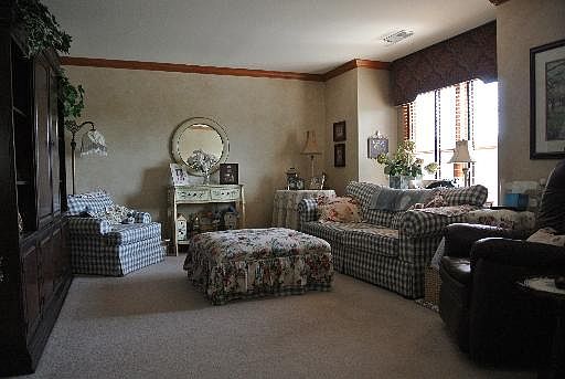 3rd image of 1442 Whitespire Ct #1442