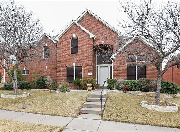 2nd image of 8918 Forest Hills Dr