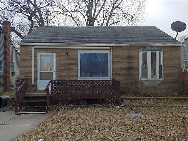 1st image of 26355 Annapolis St