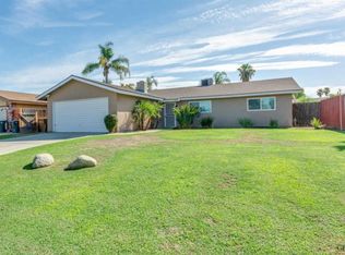 2812 Courtleigh Dr, Bakersfield, CA 93309
