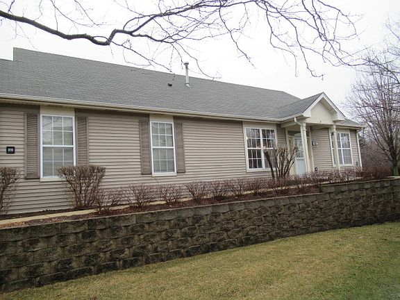 3rd image of 720 Littleton Trl #62-3