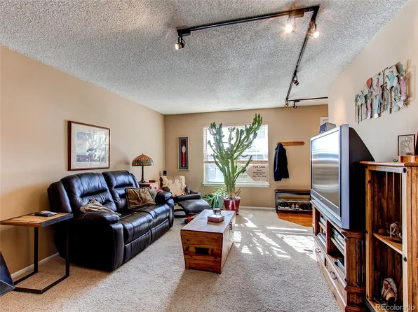 2301 E Fremont Ave APT Y06, Centennial, CO 80122