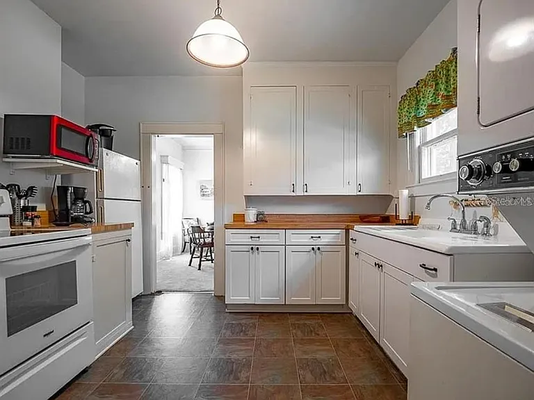 39 Turner St — Photo 22