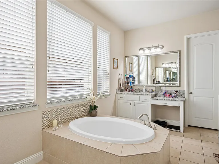 8268 Kara Creek Rd — Photo 17
