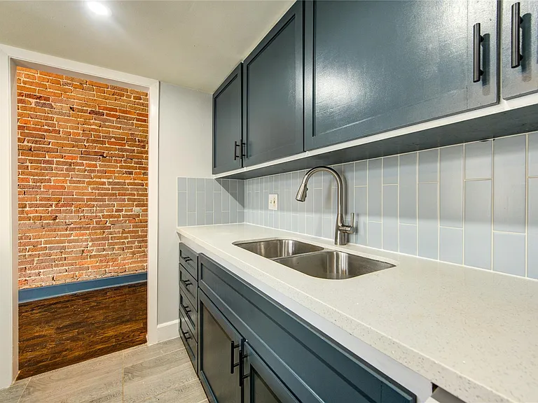 213 Tremont St #2 — Photo 7