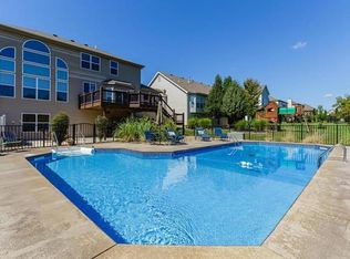 405 Highland Meadows Pl, Wentzville, MO 63385