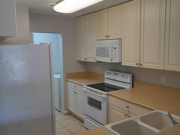 3rd image of 6549 Diamond Springs Terrace #2009