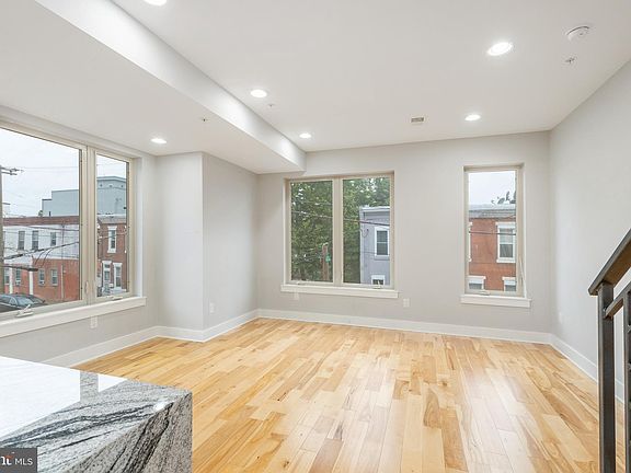3rd image of 1253 S 28th St Unit B