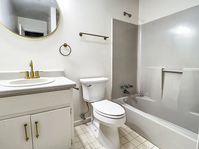 170 Westwood Dr — Photo 31