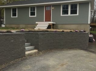 22 Wadsworth St, Thomaston, ME 04861