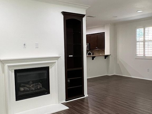 5th image of 4321 Green Pasture Ln Unit 3