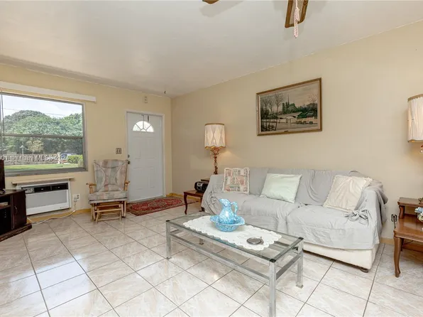 2623 Grant St APT 6A, Hollywood, FL 33020