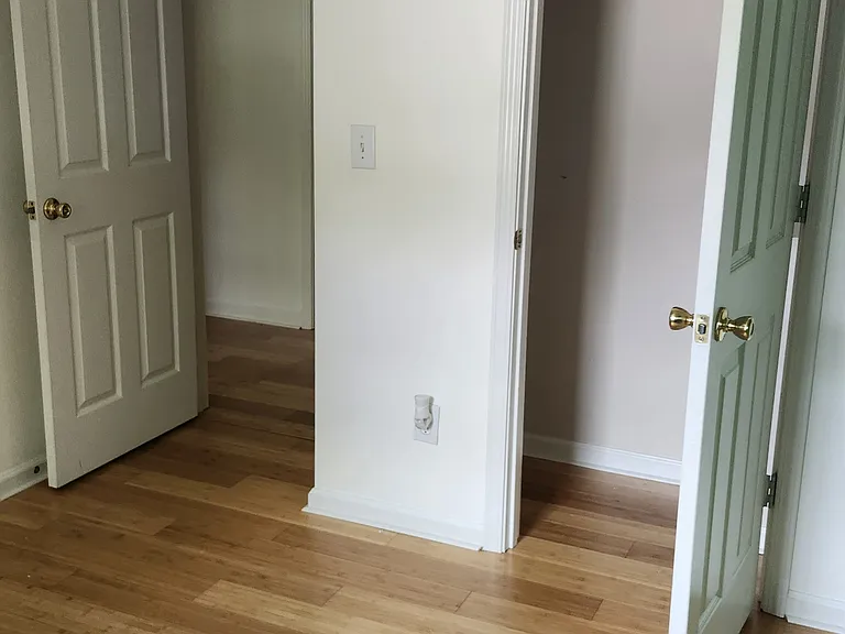 279 Fairview Dr — Photo 22