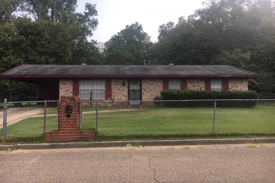 1st image of 400 Cairo Dr