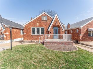 9340 Mackenzie Rd, Saint Louis, MO 63123
