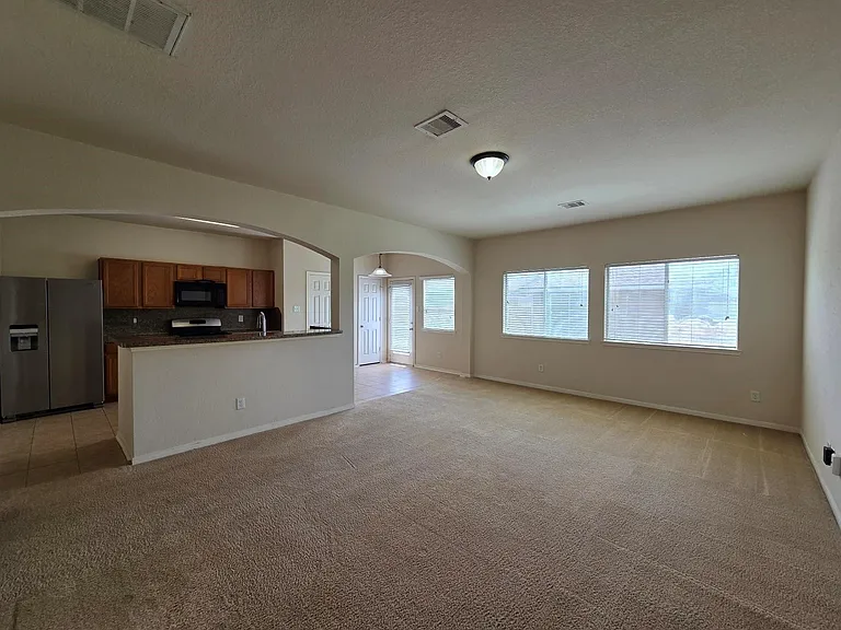 11805 Princess Garden Way — Photo 5