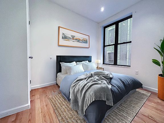 4th image of 241 W 115th St APT 1B