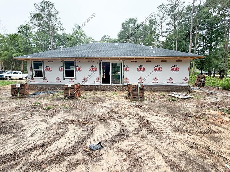 2nd image of 2025 Cains Mill Rd