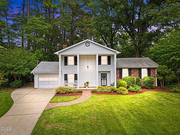 2nd image of 5004 Foxlair Ct