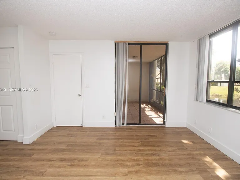 7200 NW 1st St #103 — Photo 29