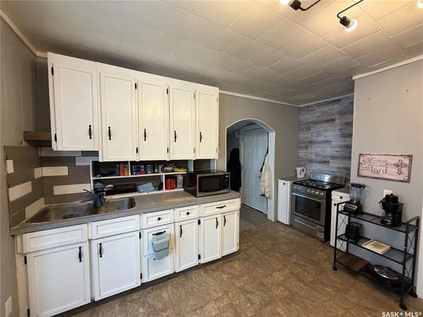 205 1st STREET W, Alida, SK S0C 0B0