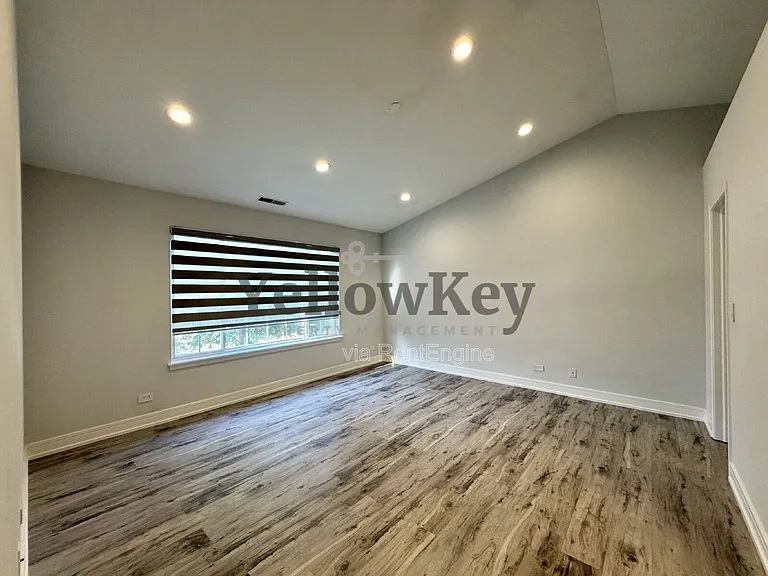 272 Blue Spruce Ln — Photo 9