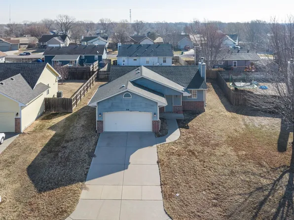 316 E Riley Ave, Haysville, KS 67060