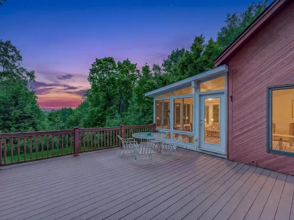 55 Sunset Paradise Road, Jefferson, NH 03583