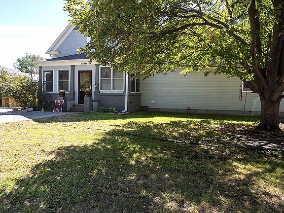2nd image of 1404 E 2nd St