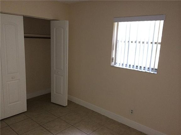4th image of 3520 N 65th Ave