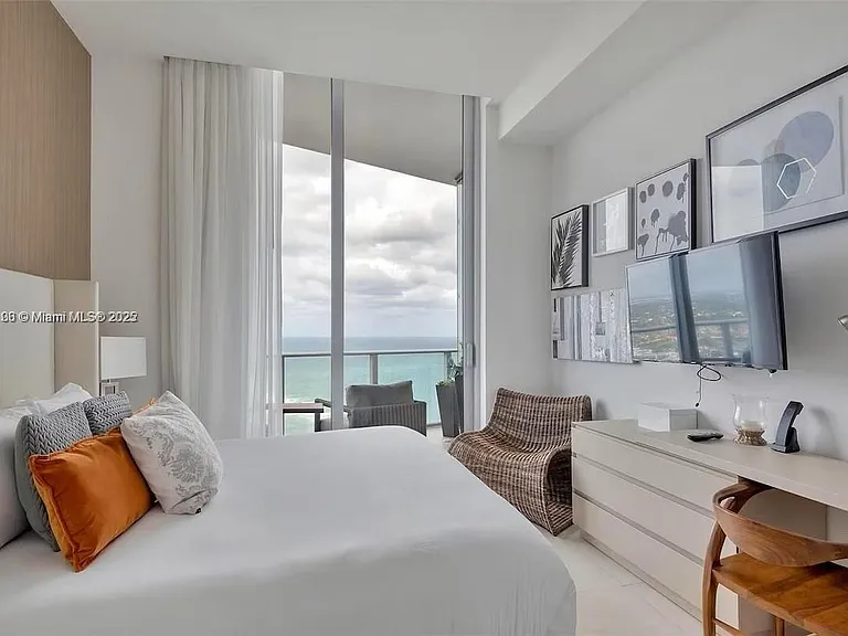 4111 S Ocean Dr #Penthouse 4106 — Photo 8