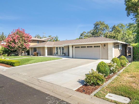 2nd image of 44266 N El Macero Dr