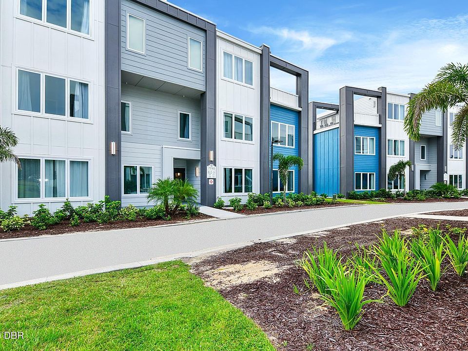1st image of 7740 Sandy Ridge Dr Unit 136