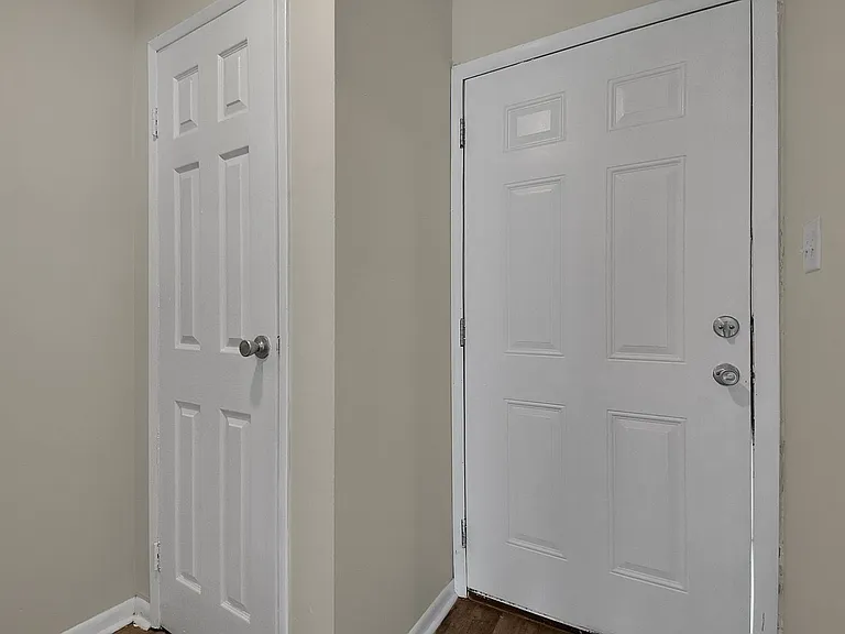 2383 Belcher Dr — Photo 36