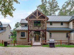 S6330 Bluff Rd #4, Merrimac, WI 53561