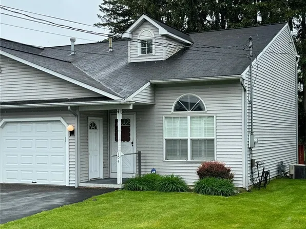 104 Otis St, Liverpool, NY 13088