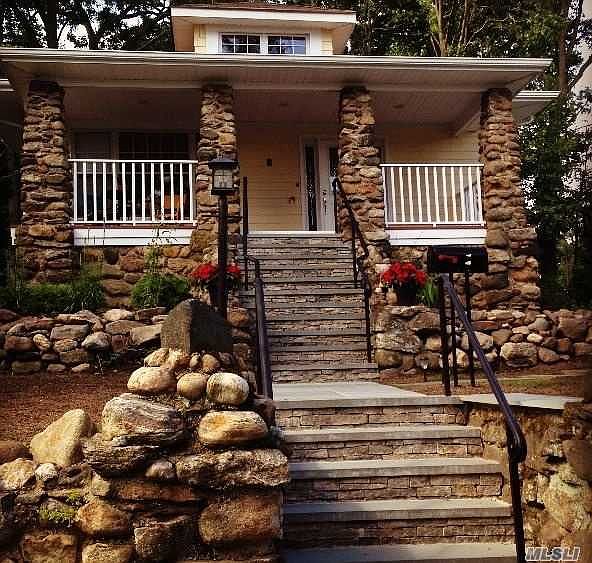 2nd image of 3 Warner Ave