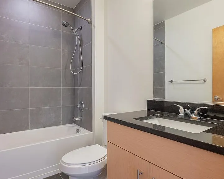 30 Franklin Apartments — Photo 22