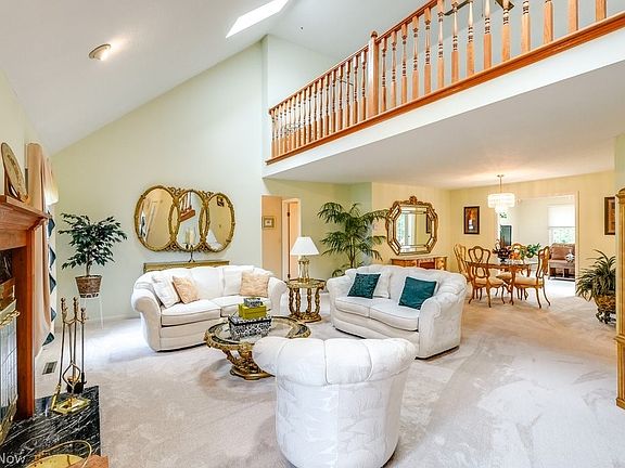 4th image of 2826 Mathers Way
