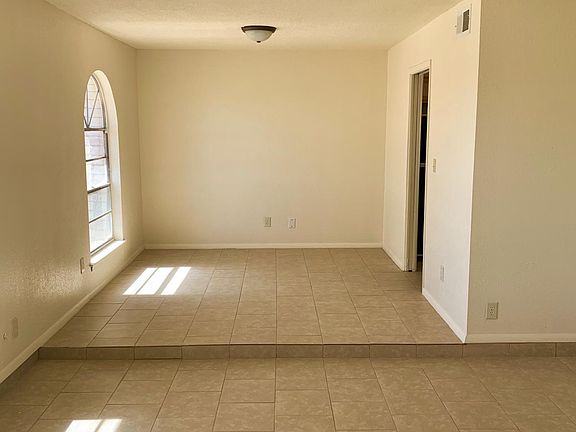 4th image of 3431 Dial Rock Ln