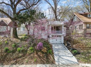 1502 Jersey Ridge Rd, Davenport, IA 52803