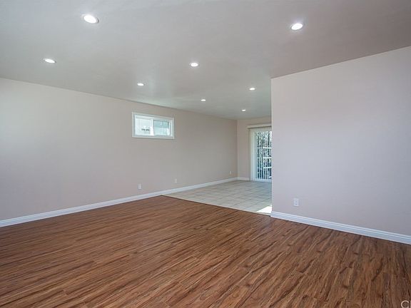 4th image of 21331 E Greenhaven St