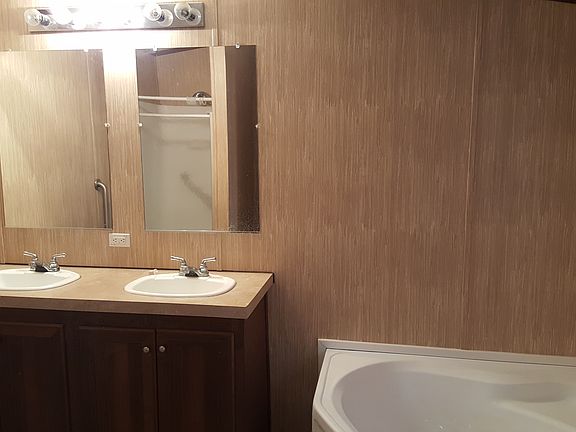 4th image of 35742 E County Road 1540