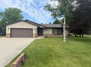 3897 Thornapple Rd, Slinger, WI 53086