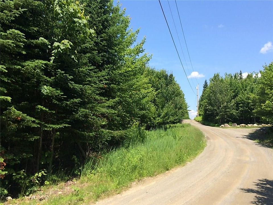 1st image of 3 Hawksholm Trail