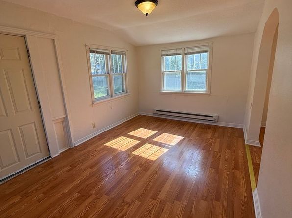 1001 Silverleaf Ave APT 2