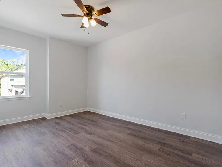 1734 Sound Haven Ct — Photo 15