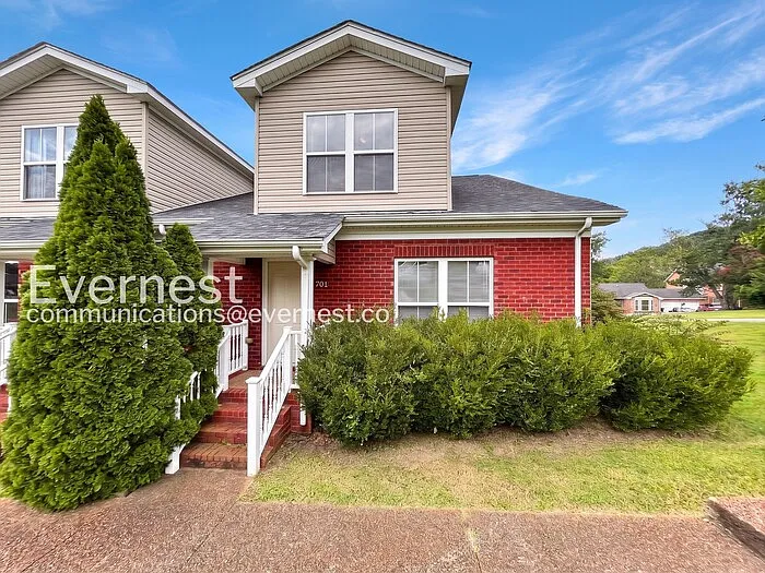 701 Vineland Ct — Photo 1