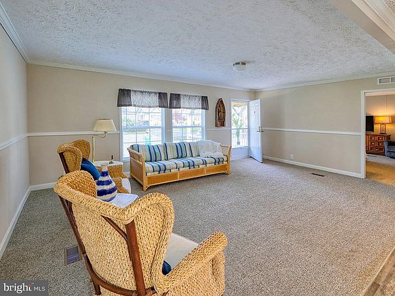 5th image of 37256 Carolina Dr